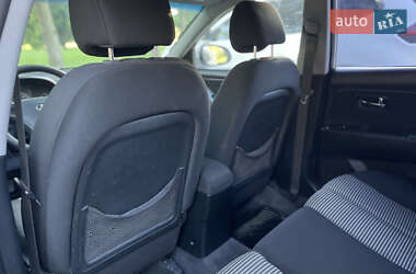 Седан Hyundai Elantra 2011 в 