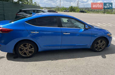 Седан Hyundai Elantra 2016 в 