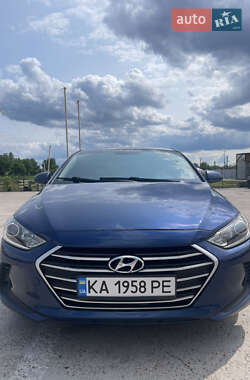 Седан Hyundai Elantra 2018 в Києві