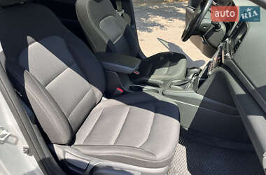 Седан Hyundai Elantra 2017 в 