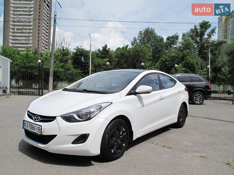 Hyundai Elantra 2013