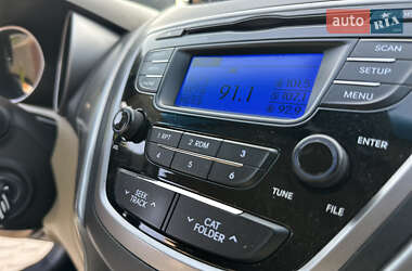Седан Hyundai Elantra 2013 в 