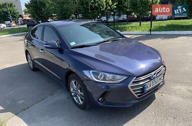 Седан Hyundai Elantra 2018 в 