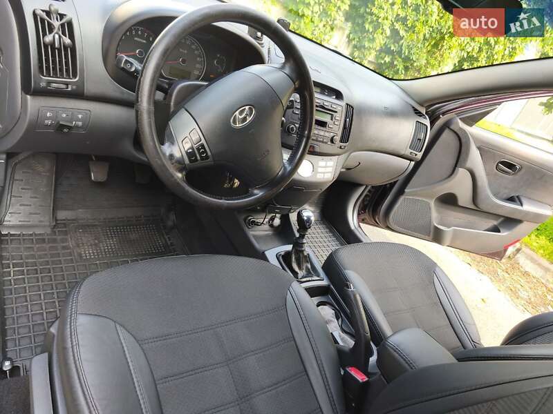 Седан Hyundai Elantra 2008 в Киеве фото 21 Седан Hyundai Elantra 2008 в Киеве