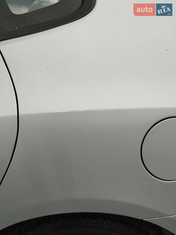 Седан Hyundai Elantra 2011 в Днепре