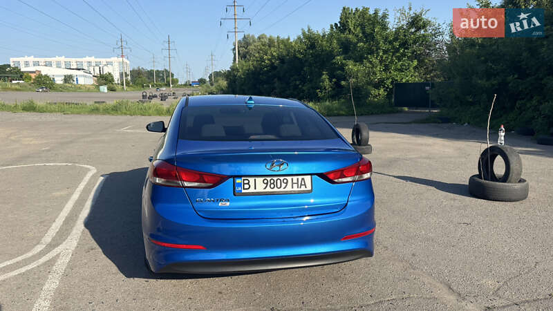Седан Hyundai Elantra 2016 в Полтаве
