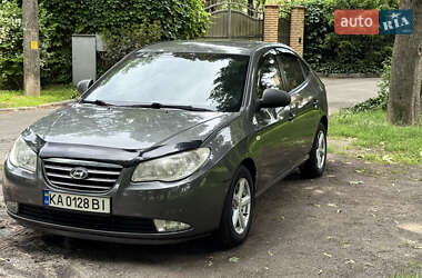 Седан Hyundai Elantra 2007 в Киеве