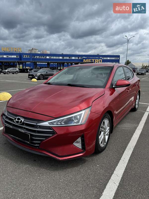 Hyundai Elantra 2019