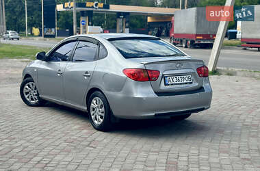 Седан Hyundai Elantra 2007 в 