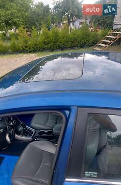 Седан Hyundai Elantra 2014 в 