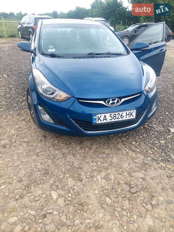 Седан Hyundai Elantra 2014 в Косові