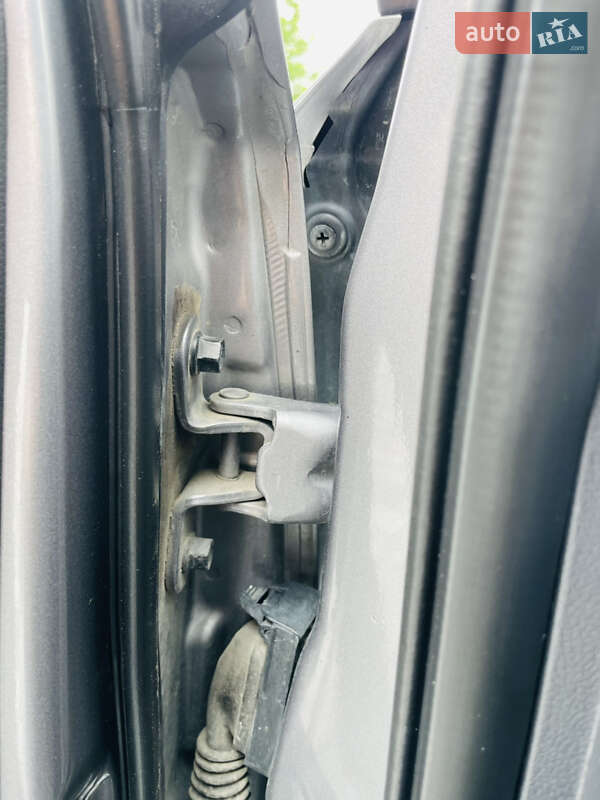 Седан Hyundai Elantra 2011 в Виннице