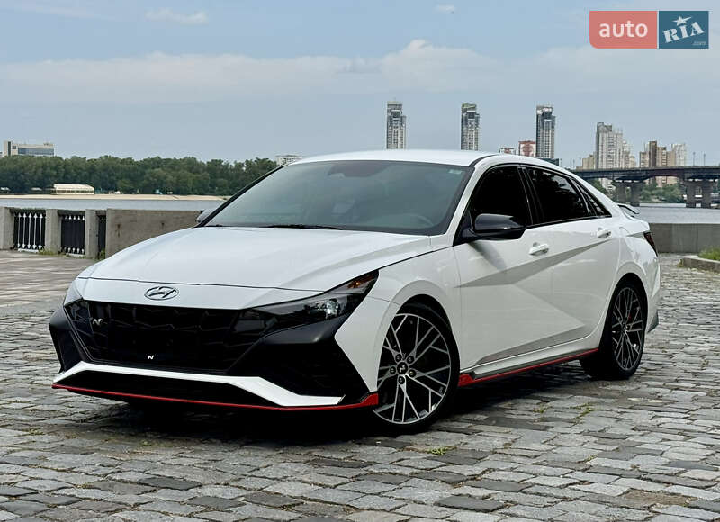 Седан Hyundai Elantra 2023 в Киеве