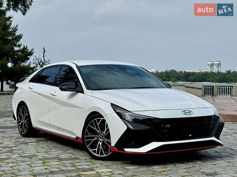 Седан Hyundai Elantra 2023 в Киеве