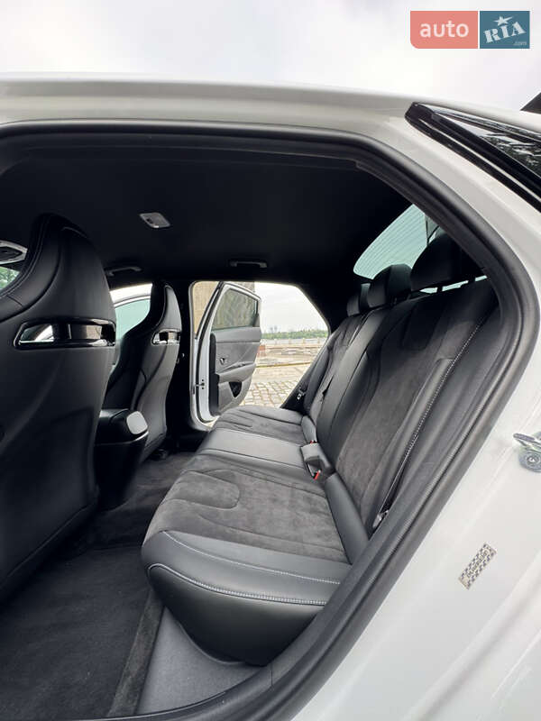 Седан Hyundai Elantra 2023 в Киеве