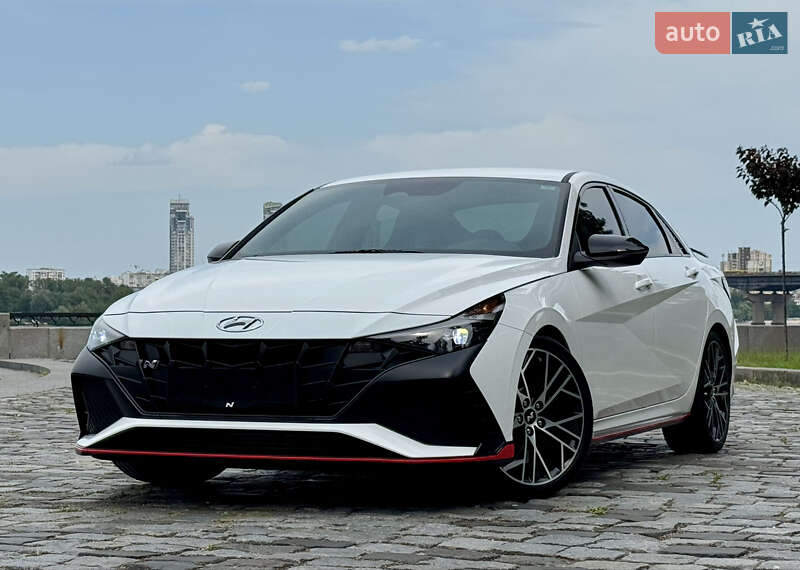 Седан Hyundai Elantra 2023 в Киеве