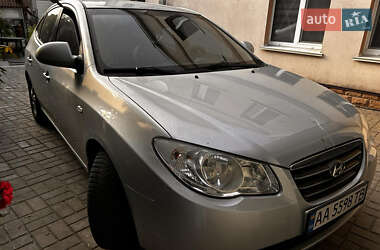 Седан Hyundai Elantra 2007 в Києві