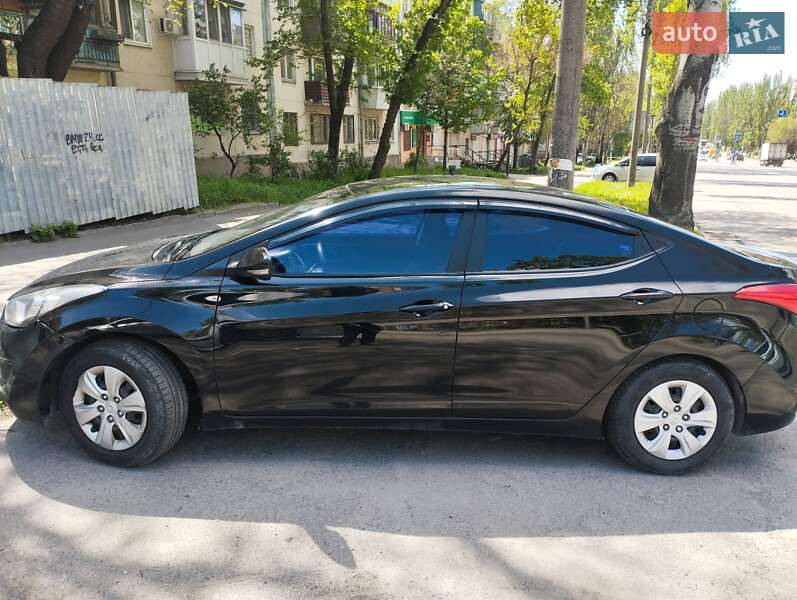 Седан Hyundai Elantra 2013 в Запоріжжі