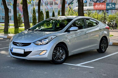Седан Hyundai Elantra 2011 в Києві