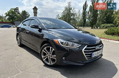 Седан Hyundai Elantra 2017 в Киеве