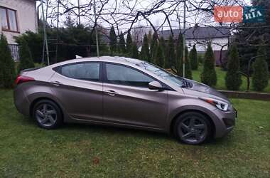 Седан Hyundai Elantra 2014 в Подрясном