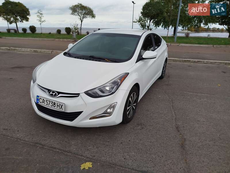Седан Hyundai Elantra 2014 в Черкассах