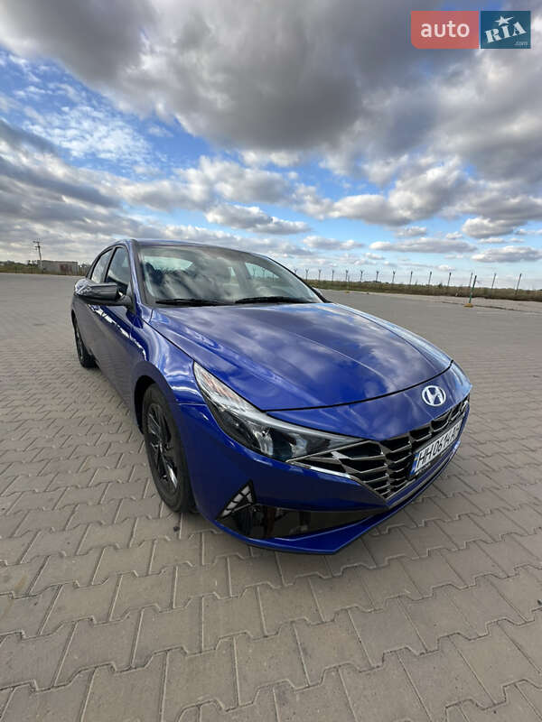 Седан Hyundai Elantra 2020 в Одессе