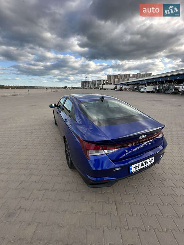 Седан Hyundai Elantra 2020 в Одессе