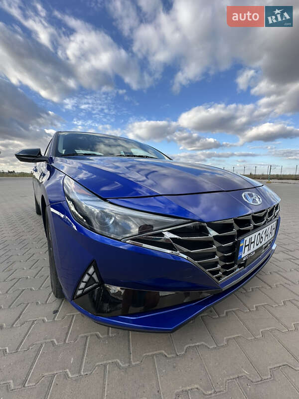 Седан Hyundai Elantra 2020 в Одессе