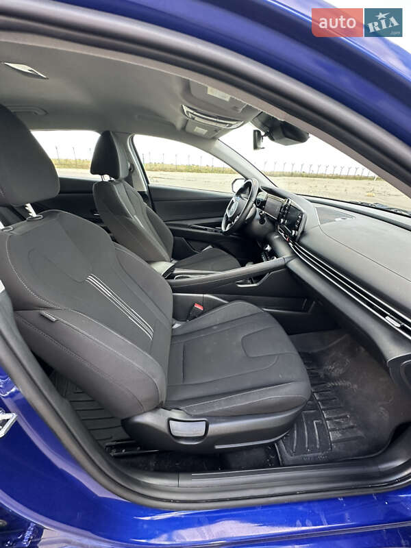 Седан Hyundai Elantra 2020 в Одессе