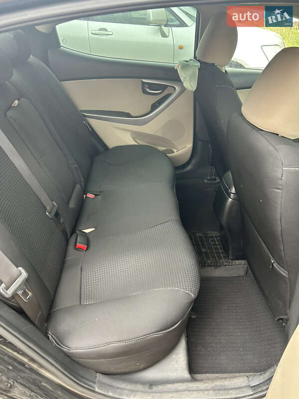 Седан Hyundai Elantra 2013 в Кривом Роге фото 19 Седан Hyundai Elantra 2013 в Кривом Роге