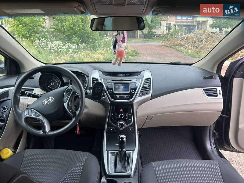 Седан Hyundai Elantra 2013 в Кривом Роге фото 17 Седан Hyundai Elantra 2013 в Кривом Роге