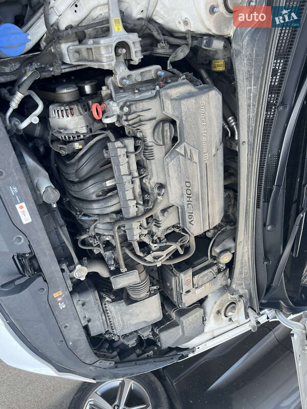 Седан Hyundai Elantra 2021 в Броварах