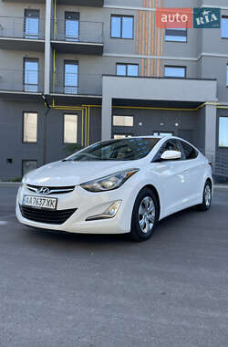 Седан Hyundai Elantra 2015 в Фастові