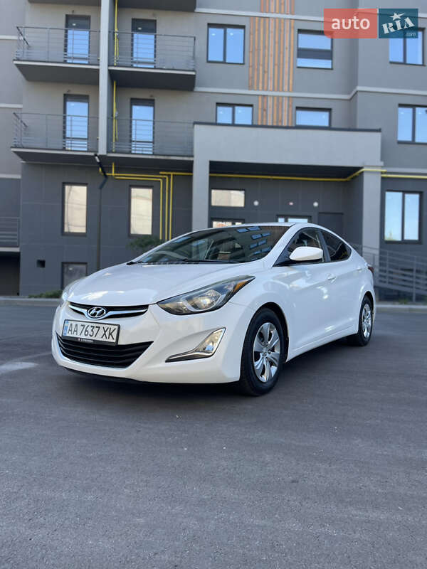 Hyundai Elantra 2015