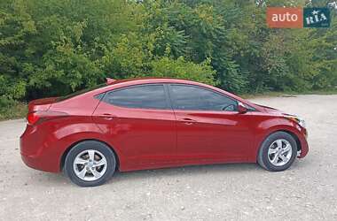 Седан Hyundai Elantra 2014 в 