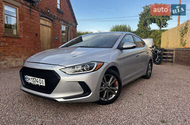 Седан Hyundai Elantra 2017 в 