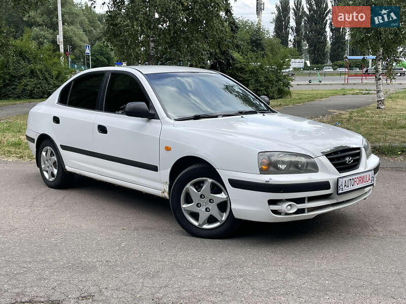 Hyundai Elantra 2005
