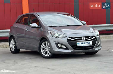 Хэтчбек Hyundai Elantra 2014 в Киеве
