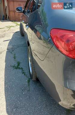 Седан Hyundai Elantra 2008 в 