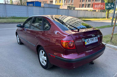 Седан Hyundai Elantra 2001 в Києві