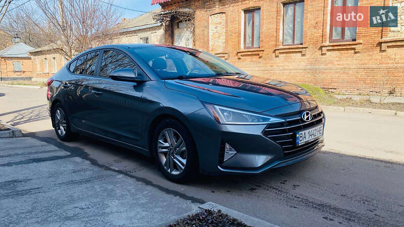 Седан Hyundai Elantra 2018 в Черкассах
