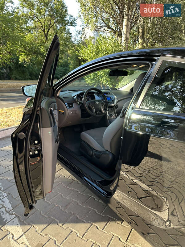 Купе Hyundai Elantra 2013 в Одесі