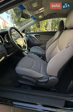 Купе Hyundai Elantra 2013 в 