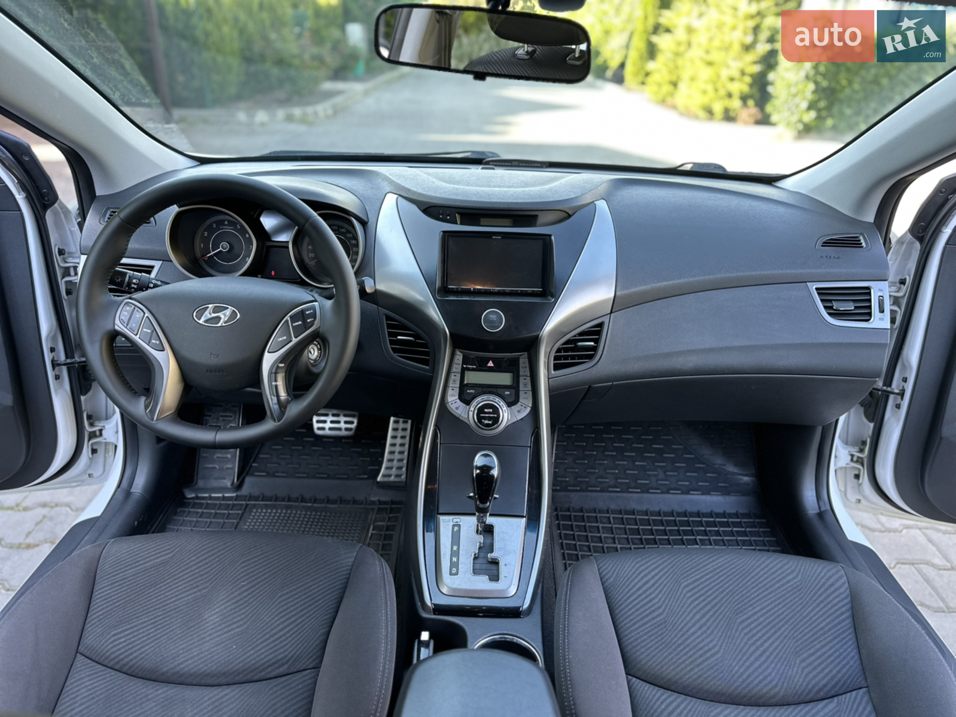 2013 Hyundai Elantra - мініатюра 5