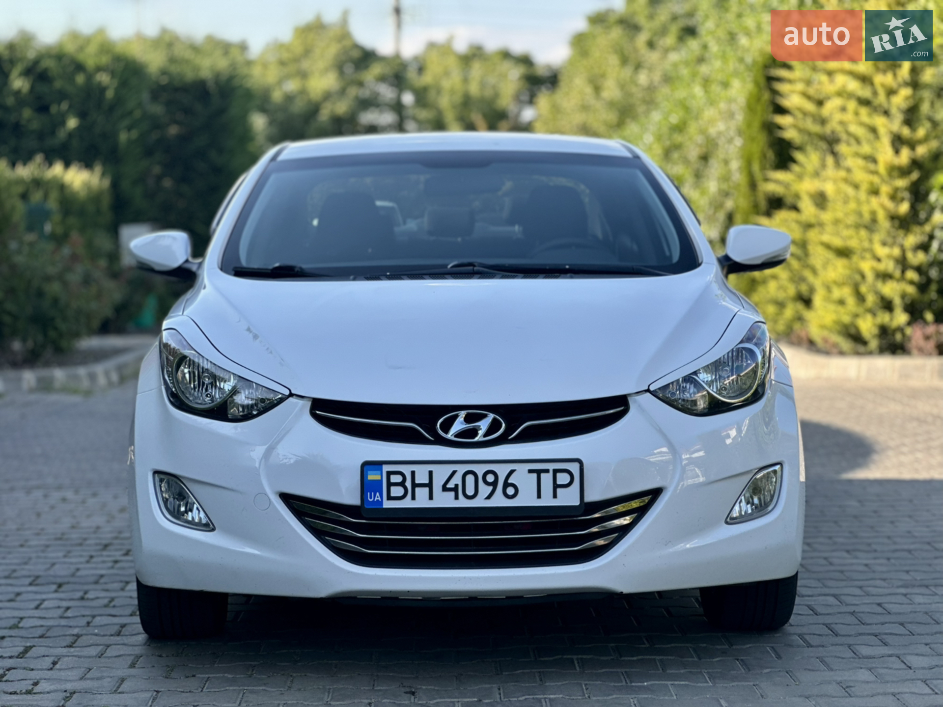 2013 Hyundai Elantra - мініатюра 10
