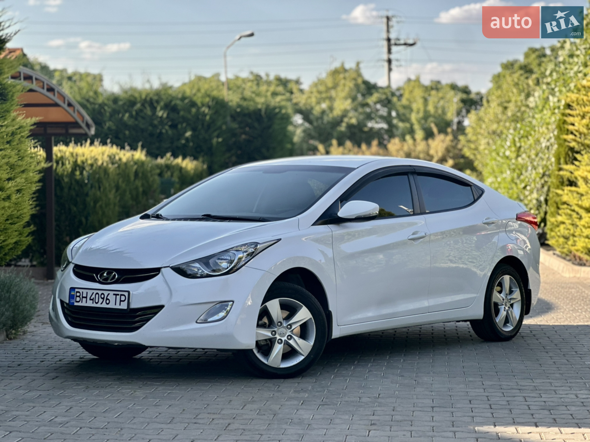 2013 Hyundai Elantra - мініатюра 6