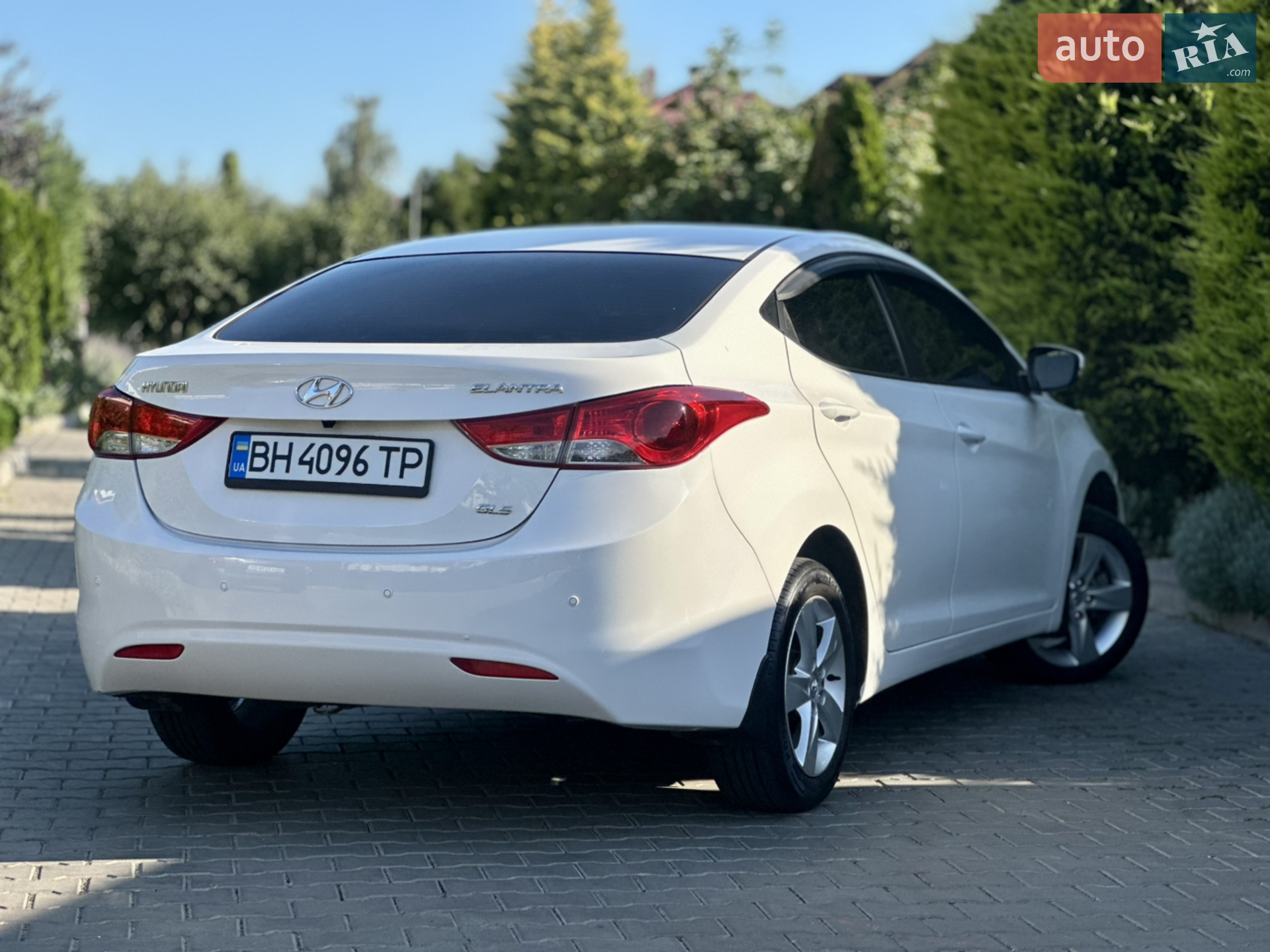 2013 Hyundai Elantra - мініатюра 9