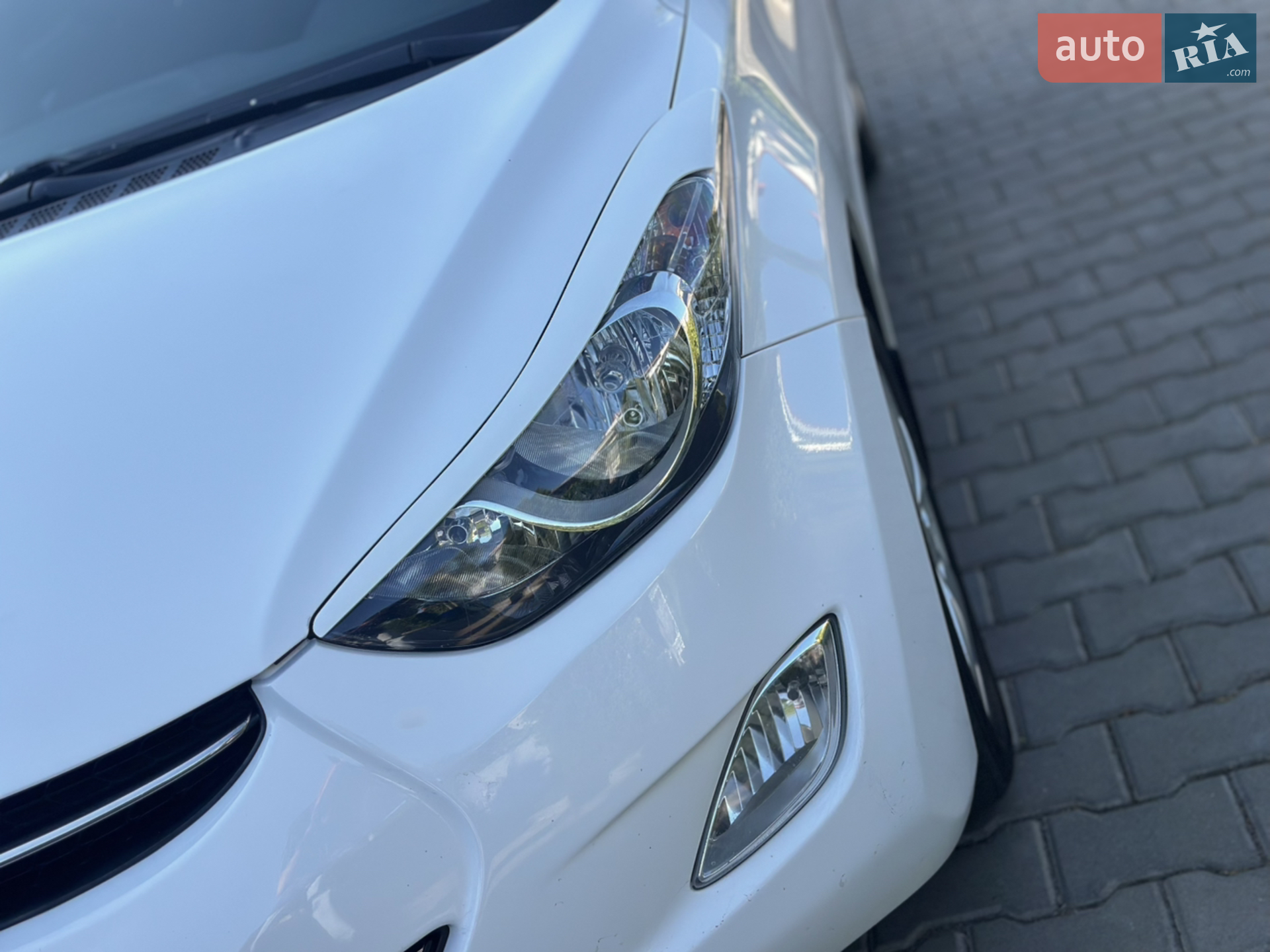2013 Hyundai Elantra - мініатюра 14