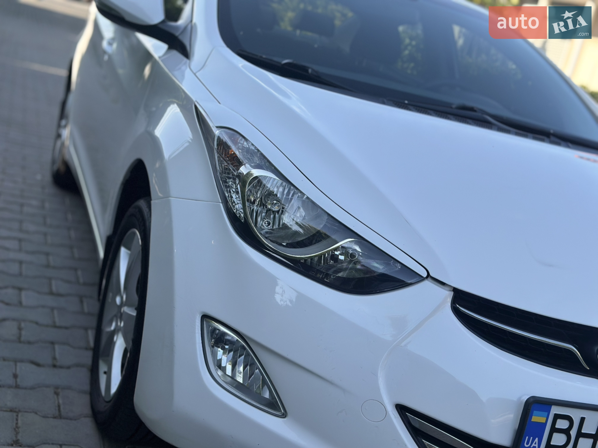 2013 Hyundai Elantra - мініатюра 16